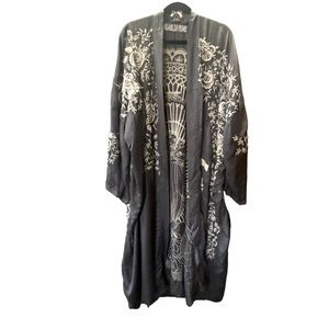 Gorgeous Magnolia Pearl Blessed Kimono Silk embroidered